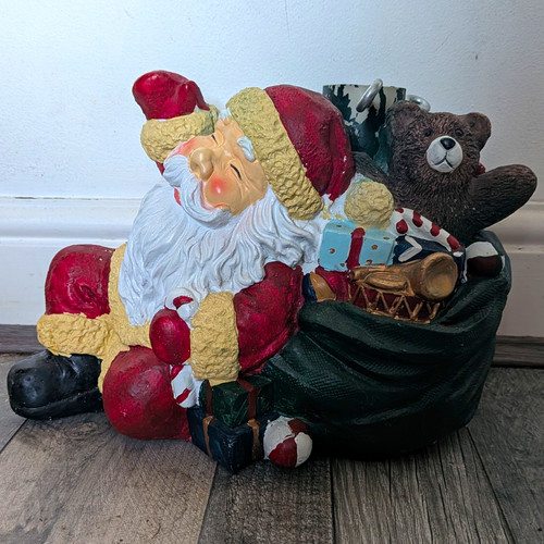 Vintage traditional santa - traditional,
