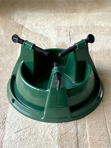 Green plastic round christmas - green,
