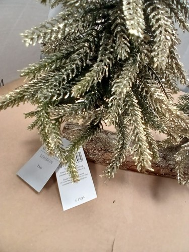 Christmas fir tree scence - christmas,