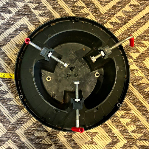Round black red artificial - round, black/red